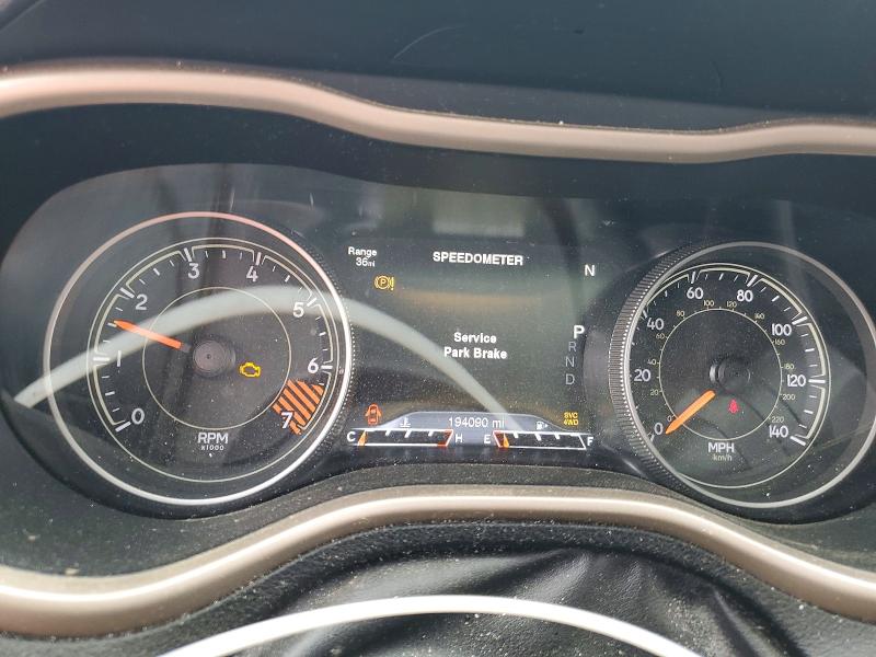 52642066 :رقم المزاد ، 1C4PJMDB8FW704435 vin ، 2015 Jeep Cherokee مزاد بيع