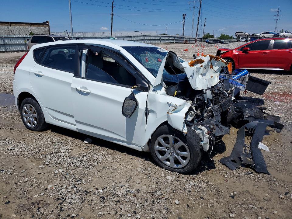 52541546 :رقم المزاد ، KMHCT5AEXDU063550 vin ، 2013 Hyundai Accent مزاد بيع