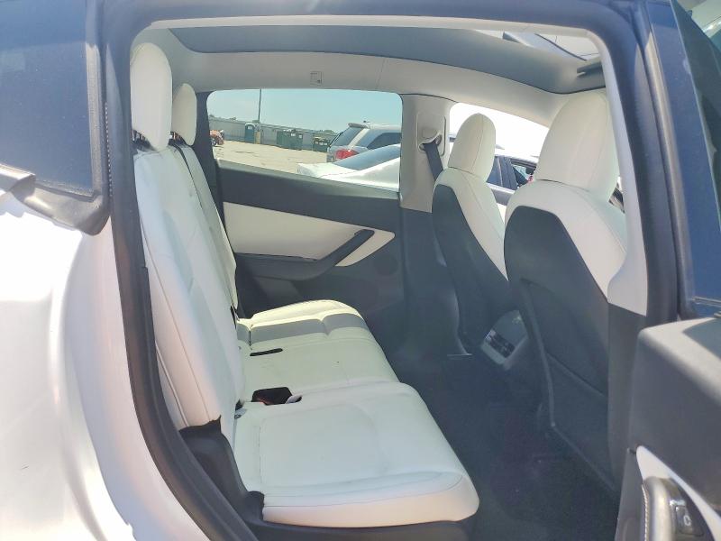 Продаж на аукціоні авто 2021 Tesla Model Y, vin: 5YJYGAEE6MF116092, номер лоту: 52125116