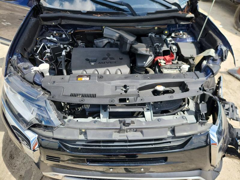 53261126 :رقم المزاد ، JA4AD3A37LZ044820 vin ، 2020 Mitsubishi Outlander مزاد بيع