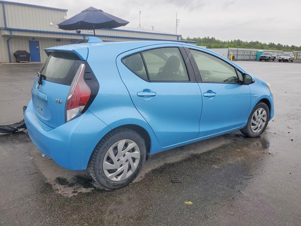 Продажа на аукционе авто 2015 Toyota Prius C, vin: JTDKDTB34F1106668, номер лота: 55311596