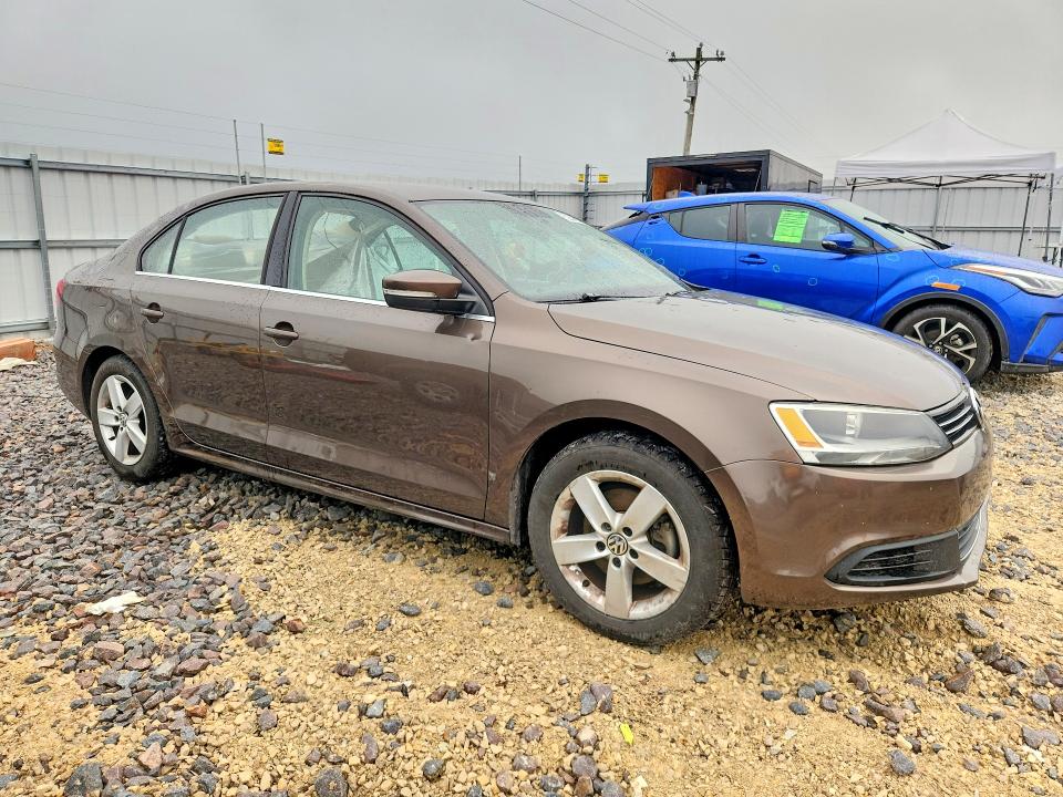 2014 Volkswagen Jetta მანქანა იყიდება აუქციონზე, vin: 3VW3L7AJ9EM416196, აუქციონის ნომერი: 52579936