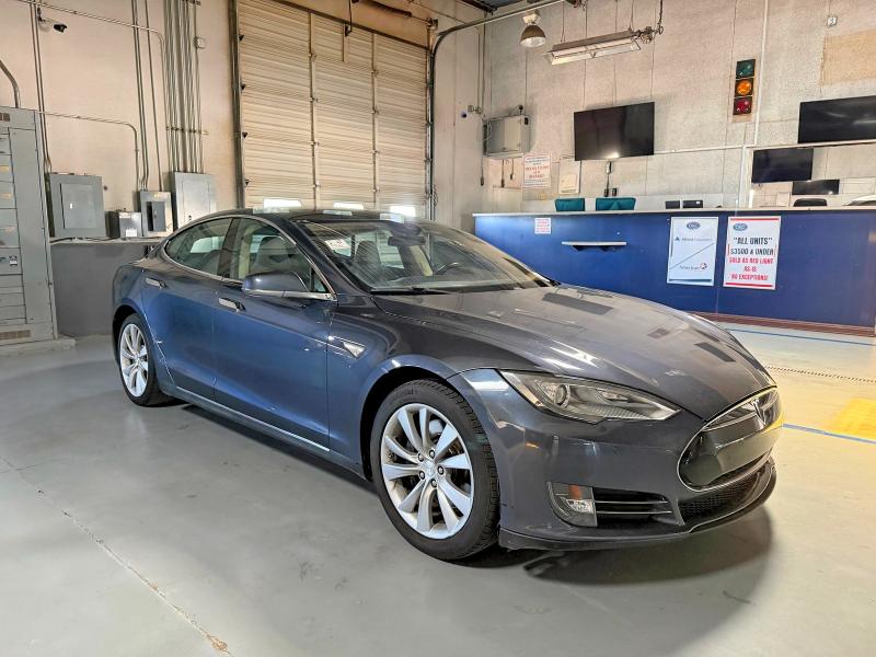 Продажа на аукционе авто 2014 Tesla Model S, vin: 5YJSA1H19EFP51597, номер лота: 53983076