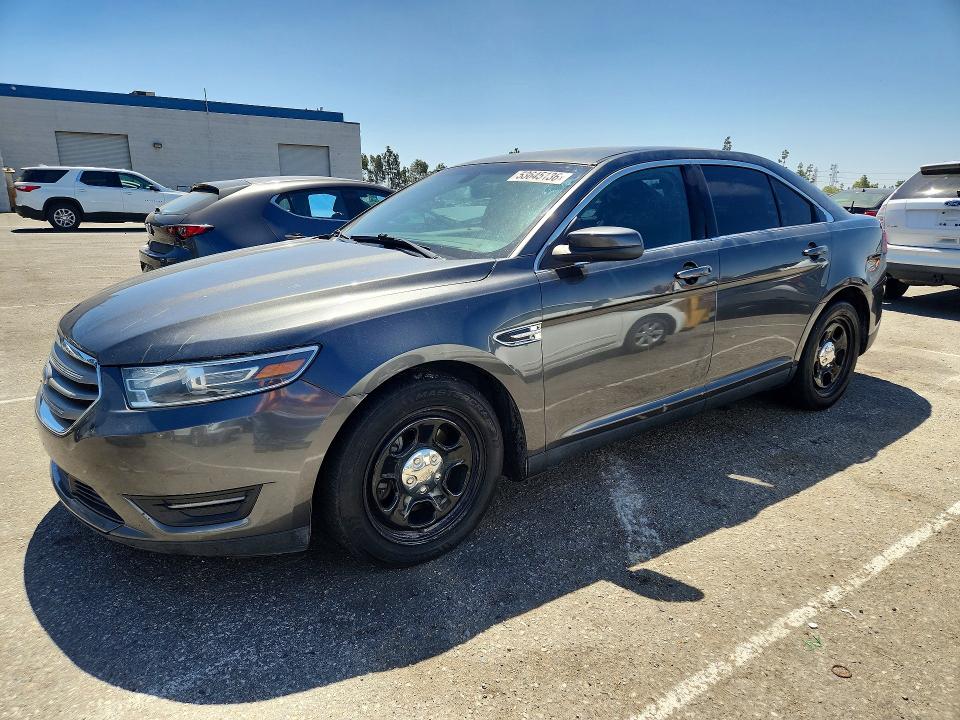 53645136 :رقم المزاد ، 1FAHP2E87JG117338 vin ، 2018 Ford Taurus مزاد بيع