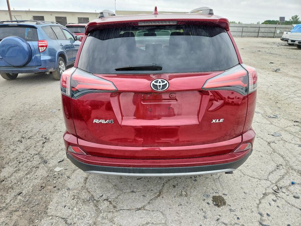 2018 Toyota Rav4 მანქანა იყიდება აუქციონზე, vin: 2T3WFREV0JW518298, აუქციონის ნომერი: 54775826