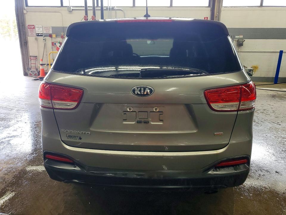 2017 Kia Sorento მანქანა იყიდება აუქციონზე, vin: 5XYPG4A31HG196255, აუქციონის ნომერი: 54102426