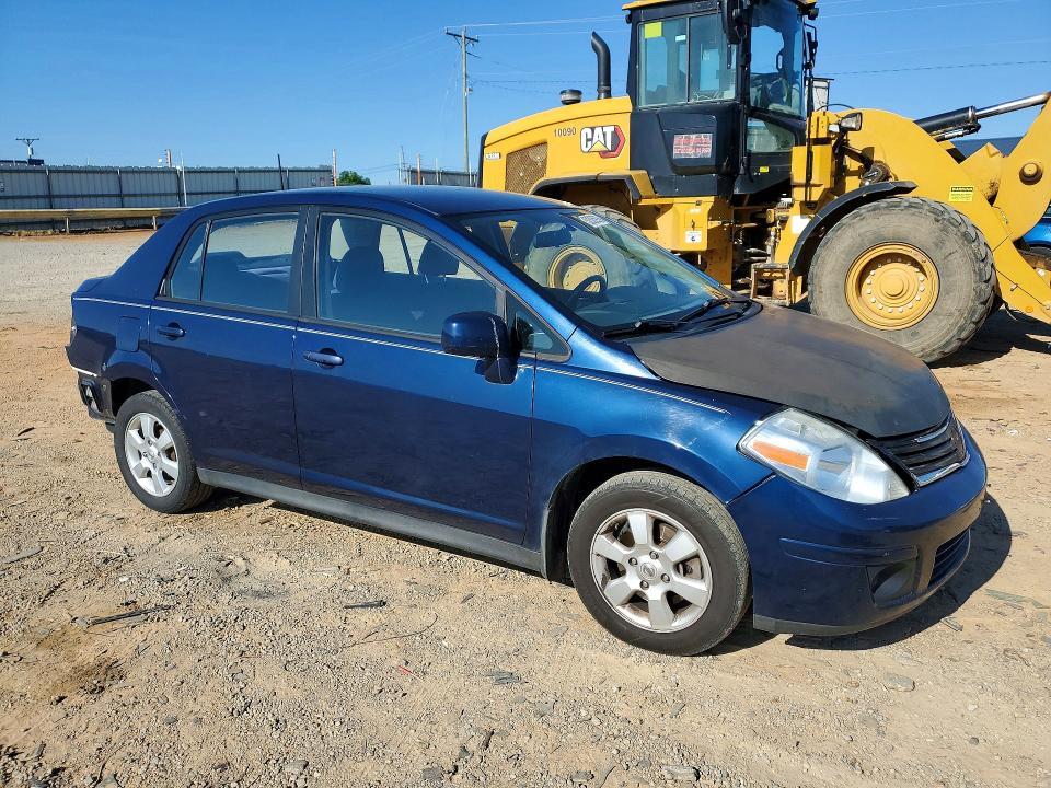 52305976 :رقم المزاد ، 3N1BC1AP9BL433004 vin ، 2011 Nissan Versa مزاد بيع