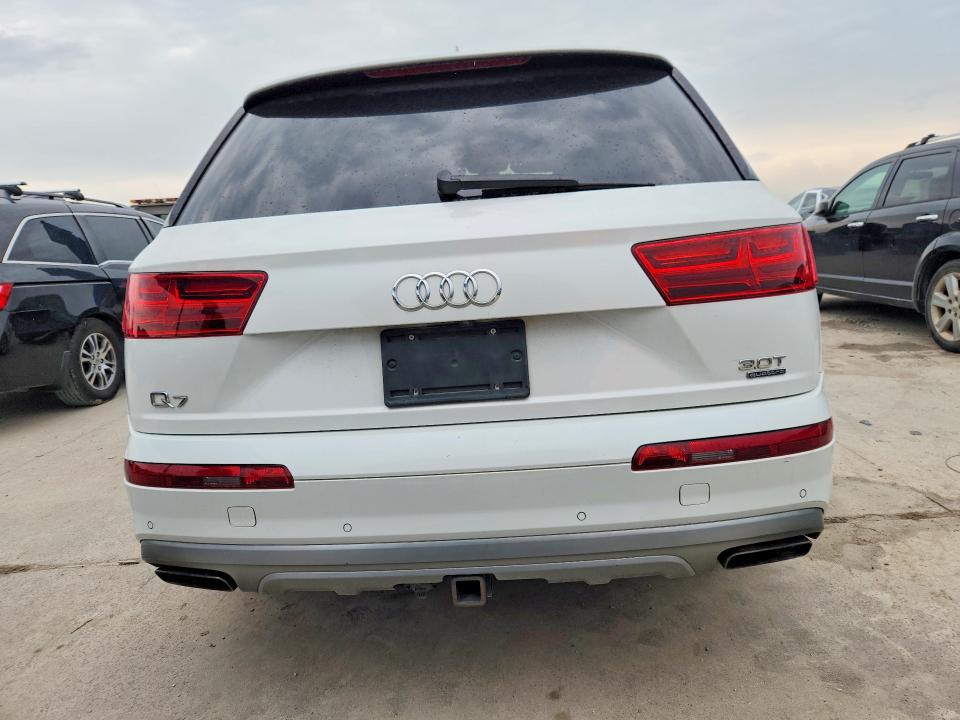 53929856 :رقم المزاد ، WA1VAAF78HD048017 vin ، 2017 Audi Q7 مزاد بيع