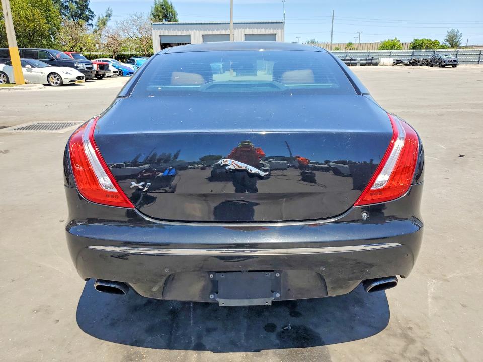 Продажа на аукционе авто 2012 Jaguar Xj, vin: SAJWA1GE5CMV34303, номер лота: 52927786