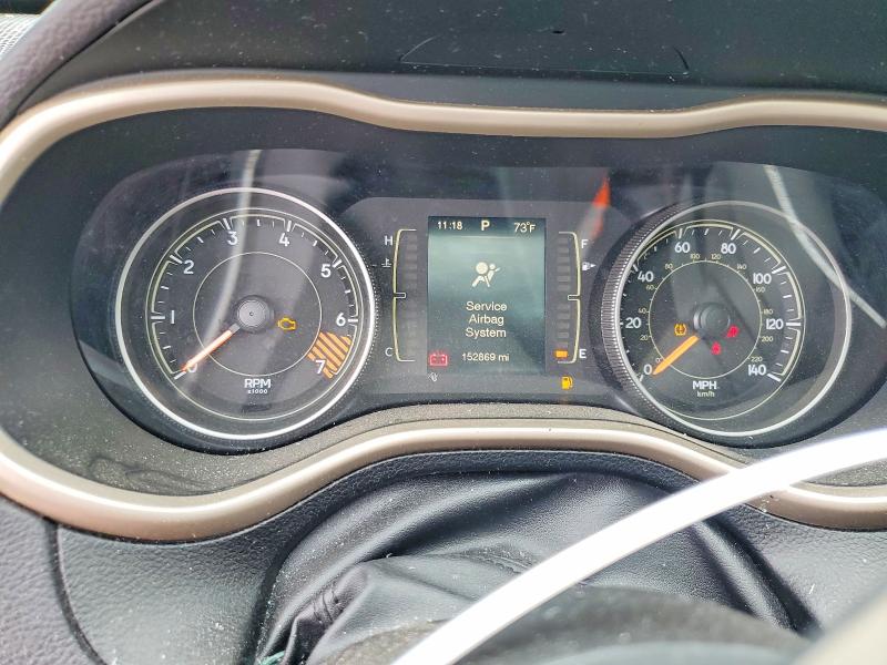 52950536 :رقم المزاد ، 1C4PJMCB7FW663944 vin ، 2015 Jeep Cherokee مزاد بيع