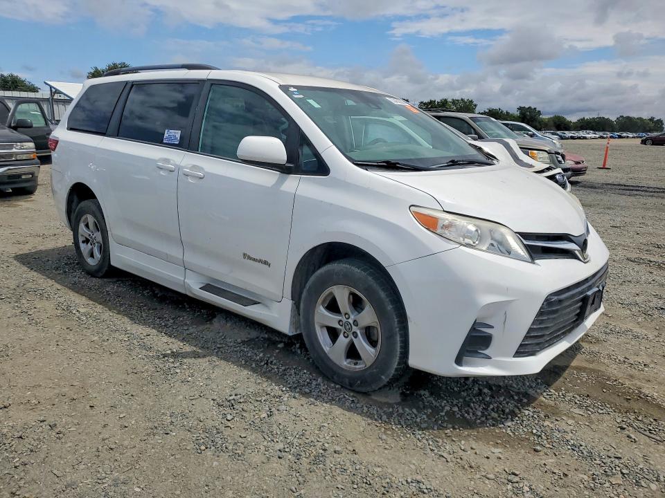 Продажа на аукционе авто 2019 Toyota Sienna, vin: 5TDKZ3DC2KS013160, номер лота: 55432296