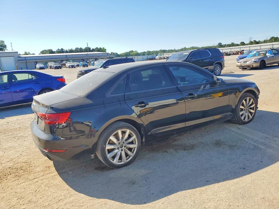 Продажа на аукционе авто 2017 Audi A4, vin: WAUGNAF43HN015412, номер лота: 53245296