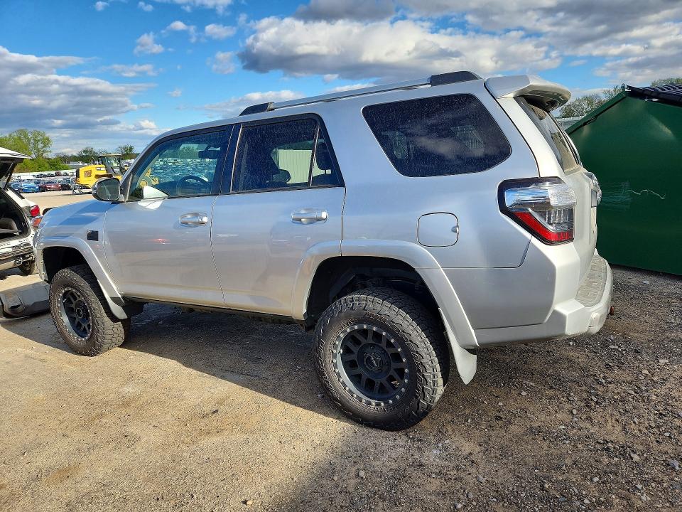 52952496 :رقم المزاد ، JTEBU5JR0F5239563 vin ، 2015 Toyota 4runner مزاد بيع