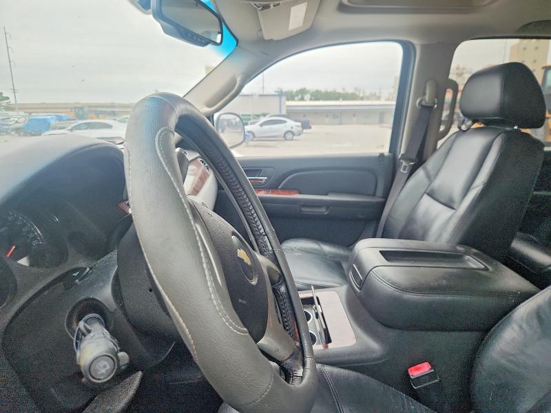 52686056 :رقم المزاد ، 1GNFC33J59R214912 vin ، 2009 Chevrolet Tahoe مزاد بيع