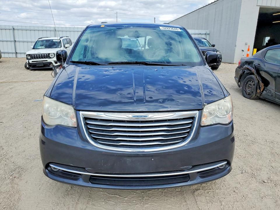 52823646 :رقم المزاد ، 2C4RC1BG3ER381855 vin ، 2014 Chrysler Town & Country مزاد بيع