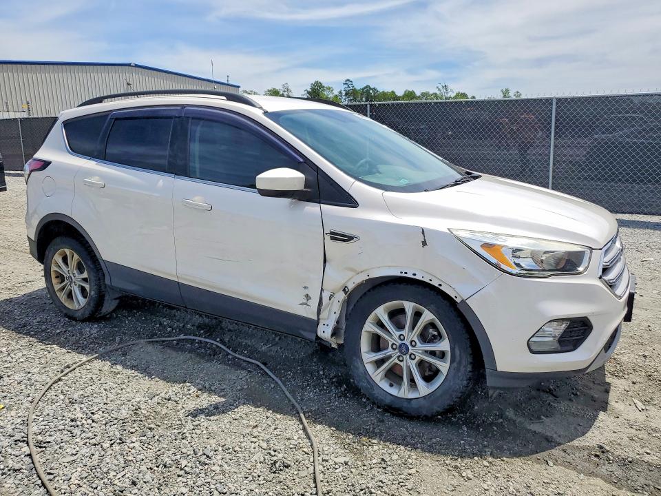 Auction sale of the 2018 Ford Escape, vin: 1FMCU9GD7JUB35674, lot number: 53350626