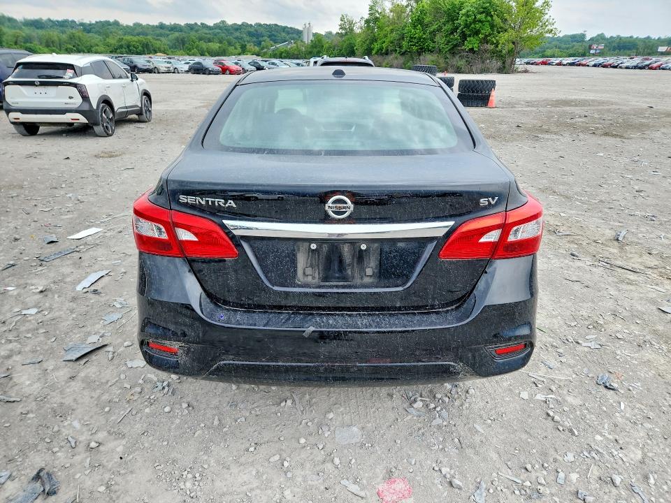 2018 Nissan Sentra მანქანა იყიდება აუქციონზე, vin: 3N1AB7AP7JL635937, აუქციონის ნომერი: 53836056