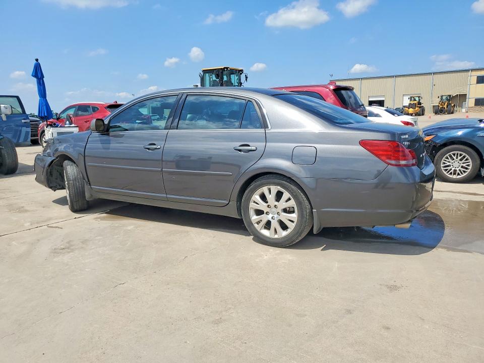 54887266 :رقم المزاد ، 4T1BK36B38U322211 vin ، 2008 Toyota Avalon مزاد بيع