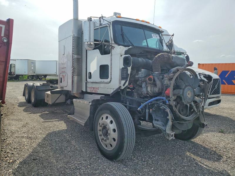 53061266 :رقم المزاد ، 1XKDDP8X2EJ411261 vin ، 2014 Kenworth T800 مزاد بيع