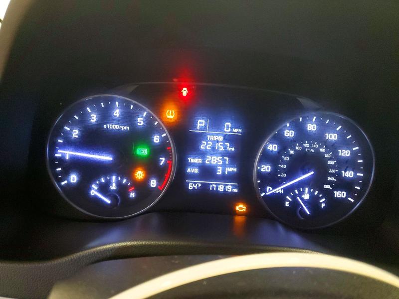 52903986 :رقم المزاد ، 5NPD84LF9HH161110 vin ، 2017 Hyundai Elantra مزاد بيع