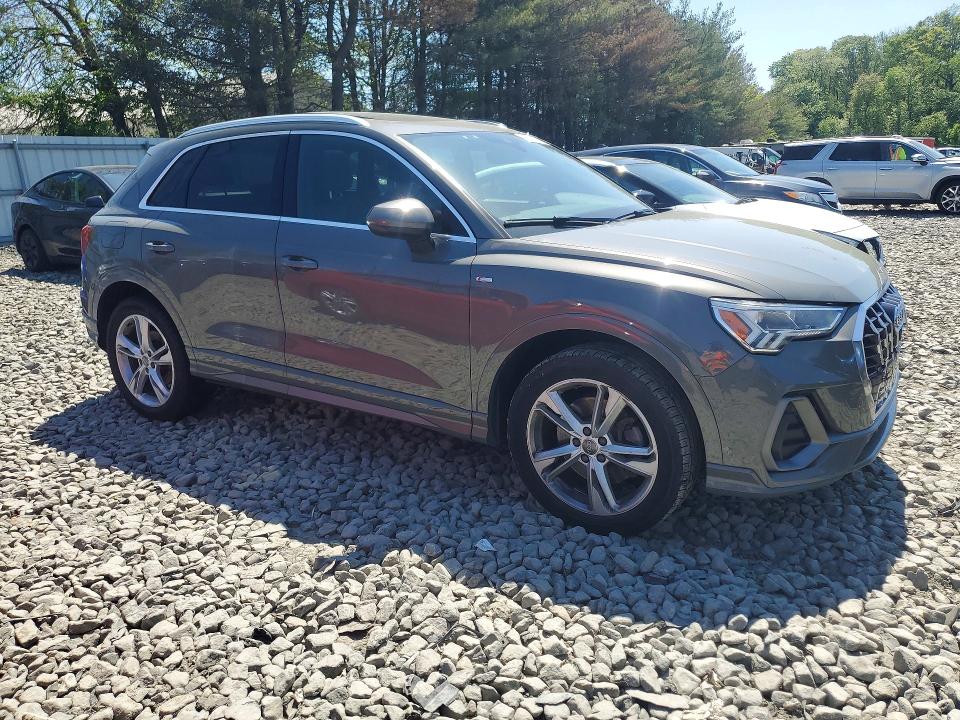 51353886 :رقم المزاد ، WA1EECF35L1023504 vin ، 2020 Audi Q3 مزاد بيع