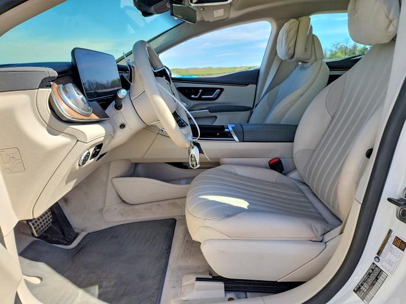 55493896 :رقم المزاد ، W1KCG2DB6NA012841 vin ، 2022 Mercedes-benz Eqs Sedan مزاد بيع