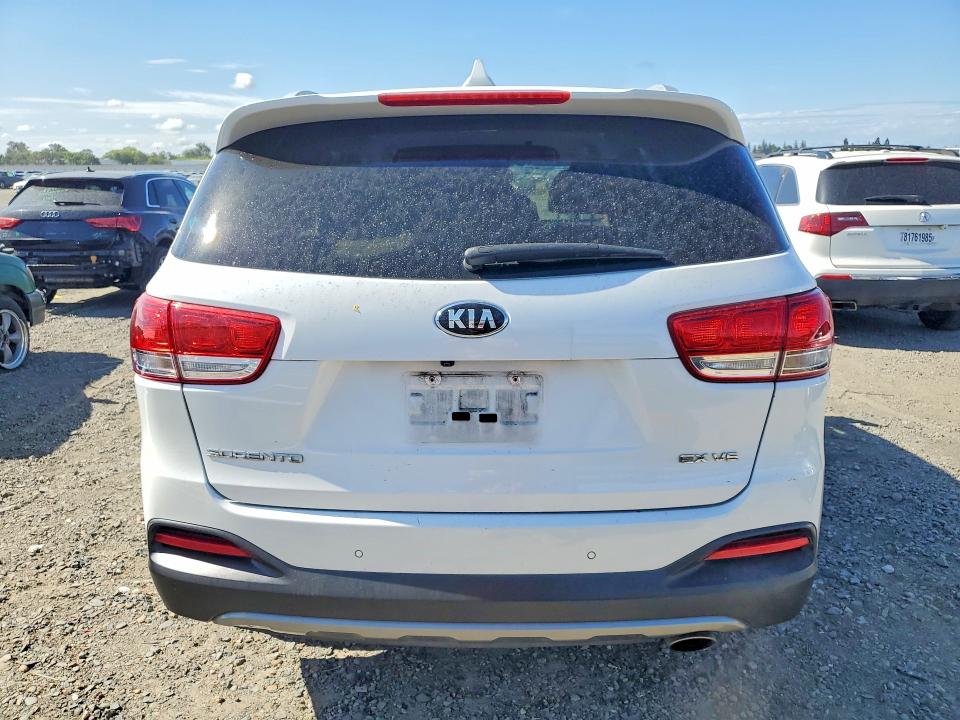 2018 Kia Sorento მანქანა იყიდება აუქციონზე, vin: 5XYPH4A52JG340660, აუქციონის ნომერი: 54811256