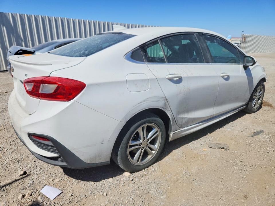 2017 Chevrolet Cruze მანქანა იყიდება აუქციონზე, vin: 1G1BE5SM5H7267587, აუქციონის ნომერი: 48021176