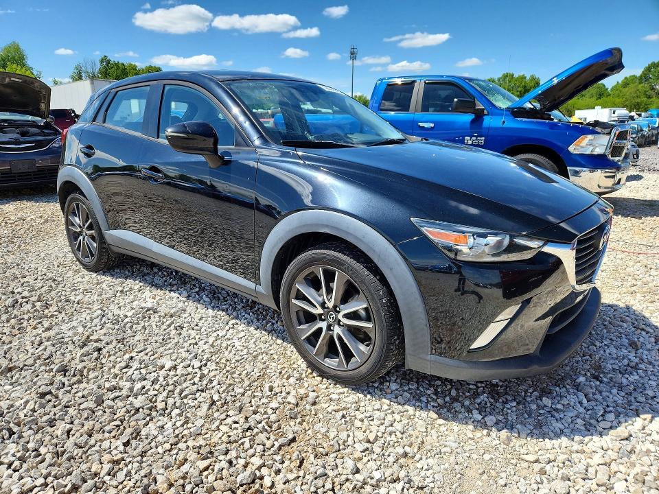 52653546 :رقم المزاد ، JM1DKFC79H0144424 vin ، 2017 Mazda Cx-3 مزاد بيع