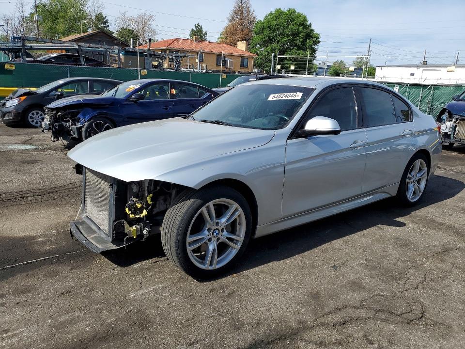 2017 Bmw 330 მანქანა იყიდება აუქციონზე, vin: WBA8D9C55HK678002, აუქციონის ნომერი: 54824046