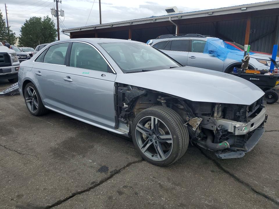 2018 Audi A4 მანქანა იყიდება აუქციონზე, vin: WAUENAF45JA152260, აუქციონის ნომერი: 54727686