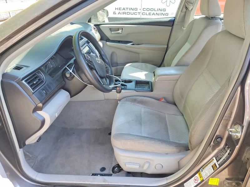 54228756 :رقم المزاد ، 4T1BF1FKXFU962700 vin ، 2015 Toyota Camry مزاد بيع