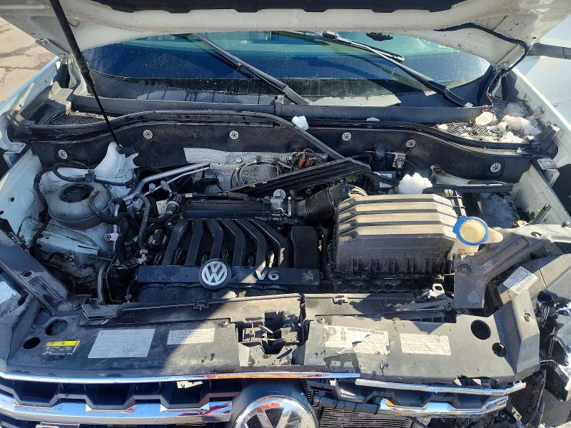 52757466 :رقم المزاد ، 1V2RR2CA5JC545333 vin ، 2018 Volkswagen Atlas مزاد بيع