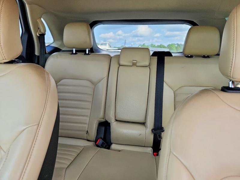 52774556 :رقم المزاد ، 2FMPK3J90HBC14502 vin ، 2017 Ford Edge مزاد بيع