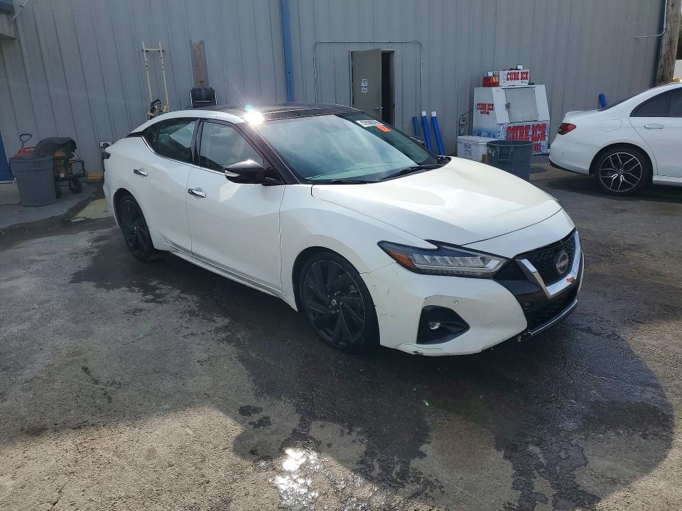52556576 :رقم المزاد ، 1N4AA6AP1HC403470 vin ، 2017 Nissan Maxima مزاد بيع