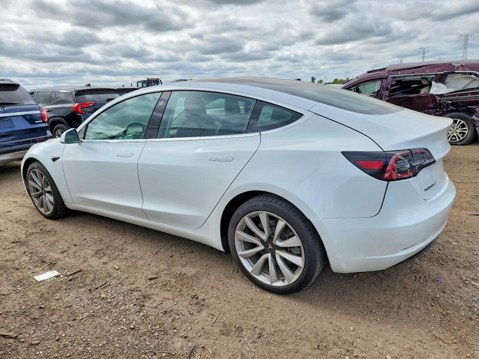 Продажа на аукционе авто 2018 Tesla Model 3, vin: 5YJ3E1EB1JF067658, номер лота: 53887976