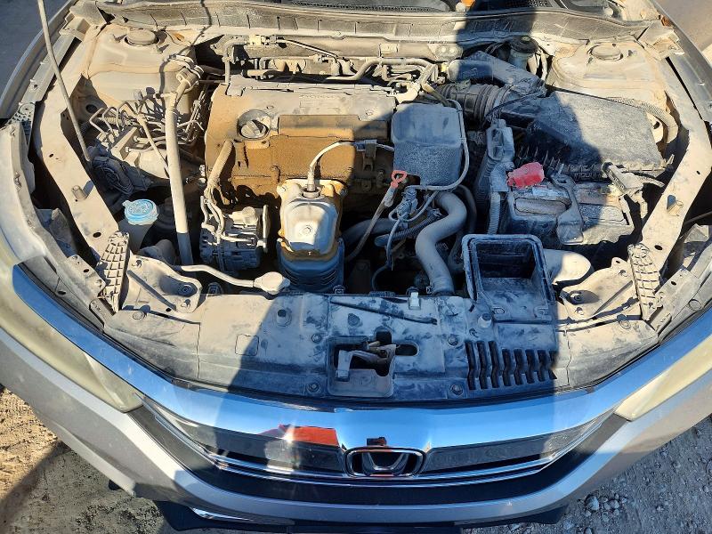 53403386 :رقم المزاد ، 1HGCR2F4XHA143912 vin ، 2017 Honda Accord مزاد بيع