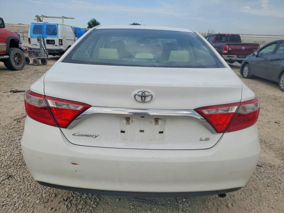 53523986 :رقم المزاد ، 4T1BF1FK3HU666968 vin ، 2017 Toyota Camry مزاد بيع