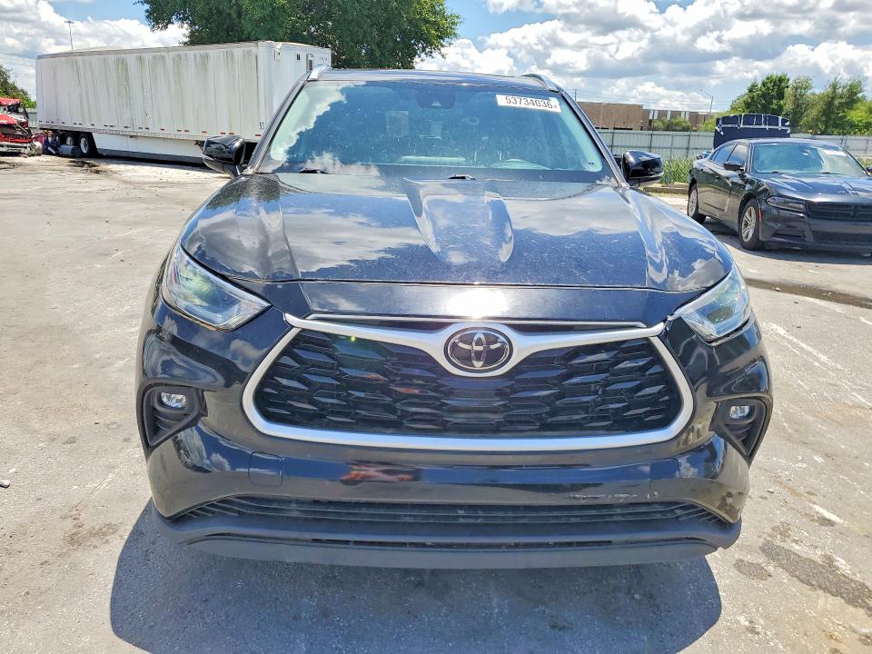 53734036 :رقم المزاد ، 5TDGZRAH8MS086366 vin ، 2021 Toyota Highlander مزاد بيع