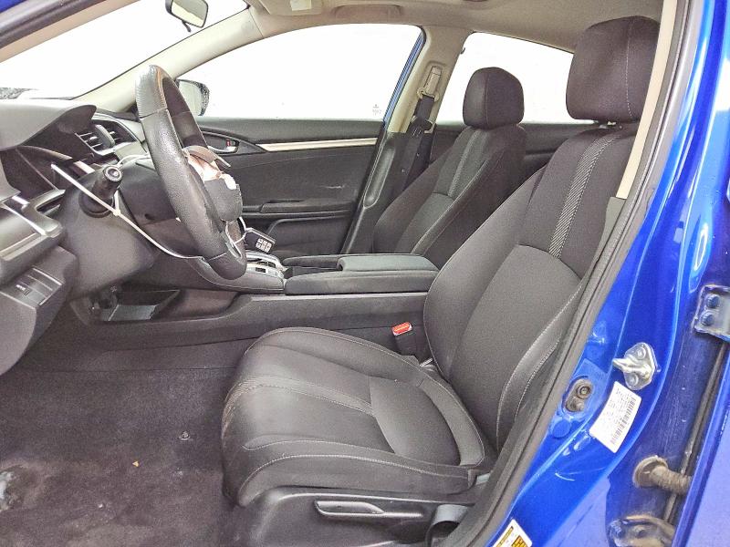 53135766 :رقم المزاد ، 19XFC2F73JE007003 vin ، 2018 Honda Civic مزاد بيع