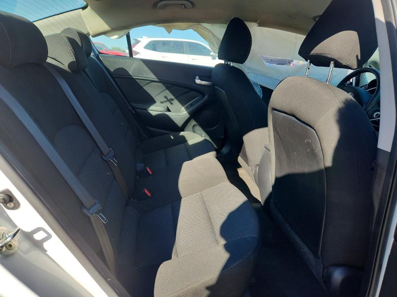 2017 Kia Forte მანქანა იყიდება აუქციონზე, vin: 3KPFK4A73HE055665, აუქციონის ნომერი: 53647086