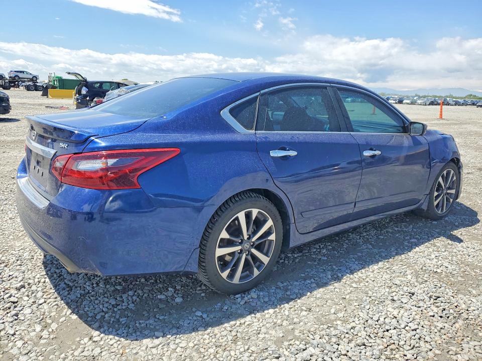 2017 Nissan Altima მანქანა იყიდება აუქციონზე, vin: 1N4AL3AP8HN309602, აუქციონის ნომერი: 54673506