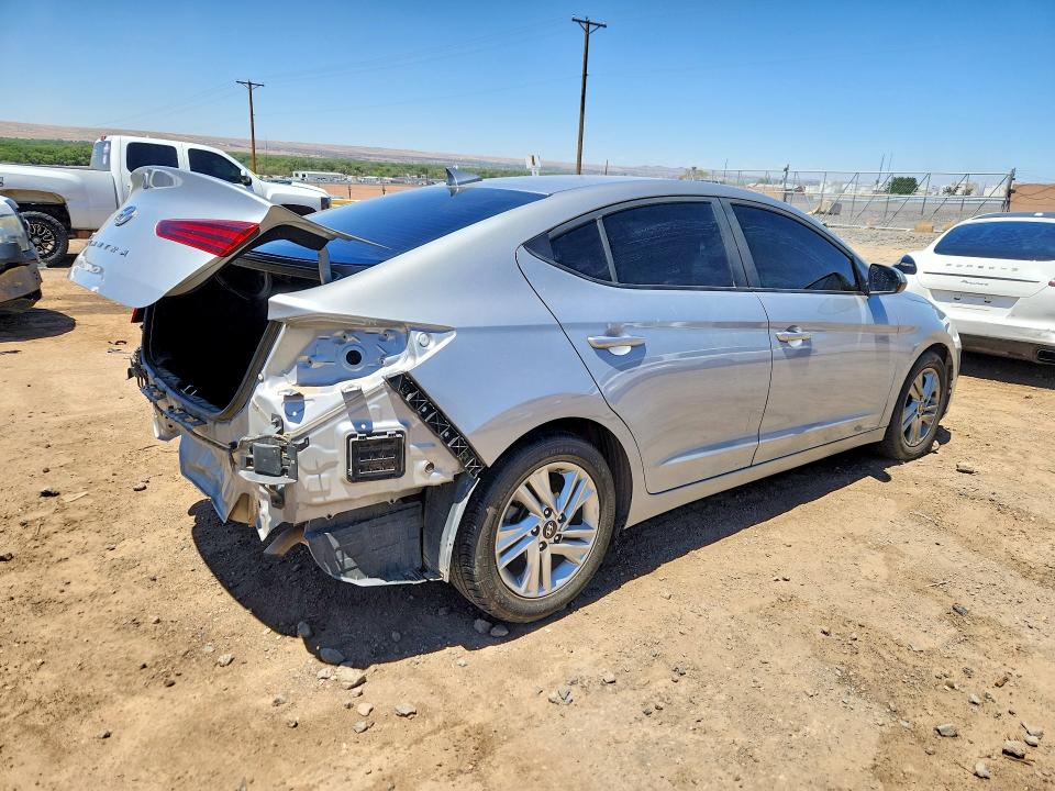 2020 Hyundai Elantra მანქანა იყიდება აუქციონზე, vin: 5NPD84LF2LH571630, აუქციონის ნომერი: 53889266