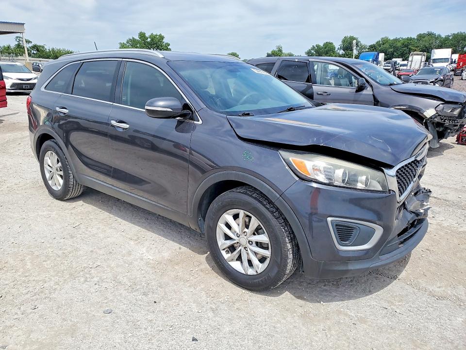 2017 Kia Sorento მანქანა იყიდება აუქციონზე, vin: 5XYPG4A37HG328810, აუქციონის ნომერი: 54977686