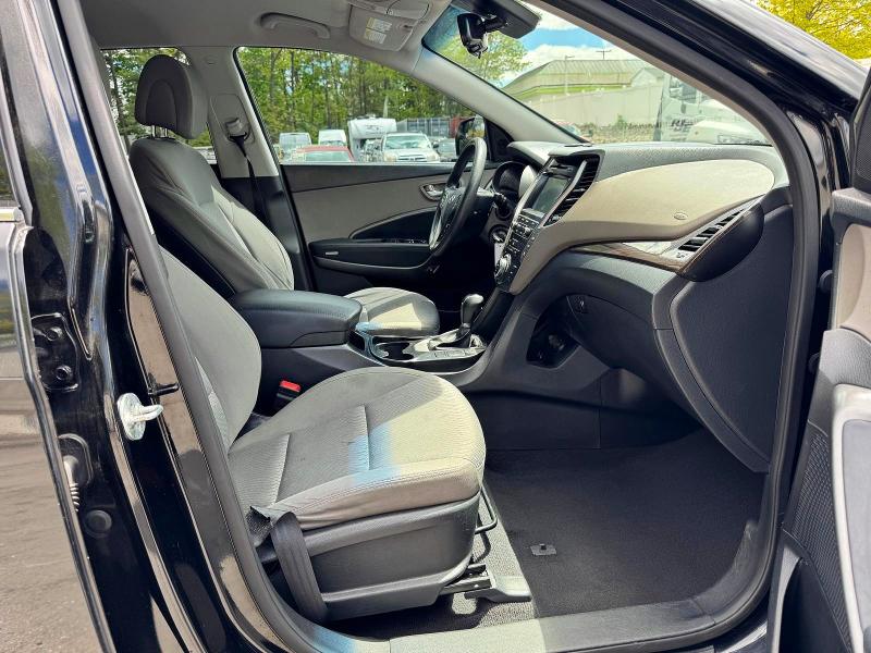 Продаж на аукціоні авто 2017 Hyundai Santa Fe, vin: KM8SMDHF6HU209448, номер лоту: 53585236