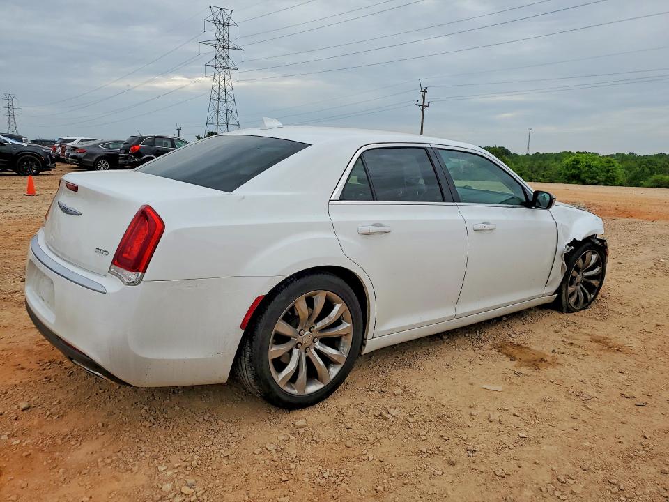 2019 Chrysler 300 მანქანა იყიდება აუქციონზე, vin: 2C3CCAAGXKH612313, აუქციონის ნომერი: 52617606
