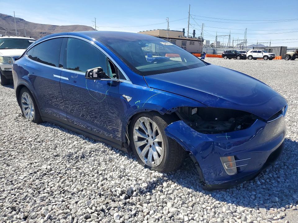 Продаж на аукціоні авто 2020 Tesla Model X, vin: 5YJXCBE21LF245908, номер лоту: 54297026