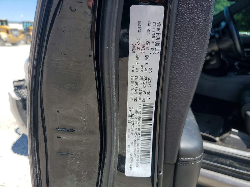 52913556 :رقم المزاد ، 1C4SDJCT6KC807228 vin ، 2019 Dodge Durango مزاد بيع