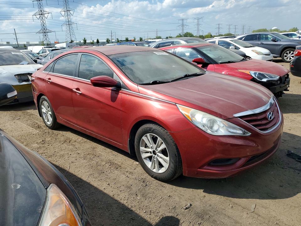 52097896 :رقم المزاد ، 5NPEB4AC9DH568949 vin ، 2013 Hyundai Sonata مزاد بيع