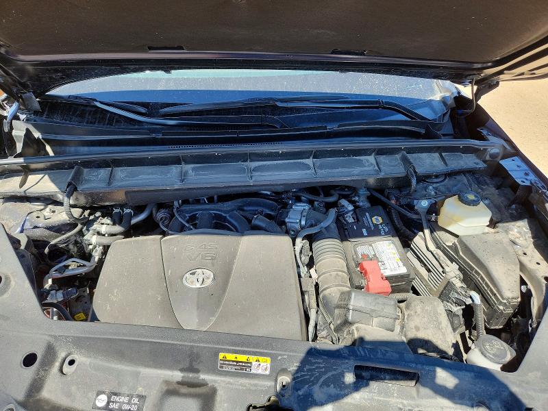 52294576 :رقم المزاد ، 5TDFZRBH3NS192591 vin ، 2022 Toyota Highlander مزاد بيع